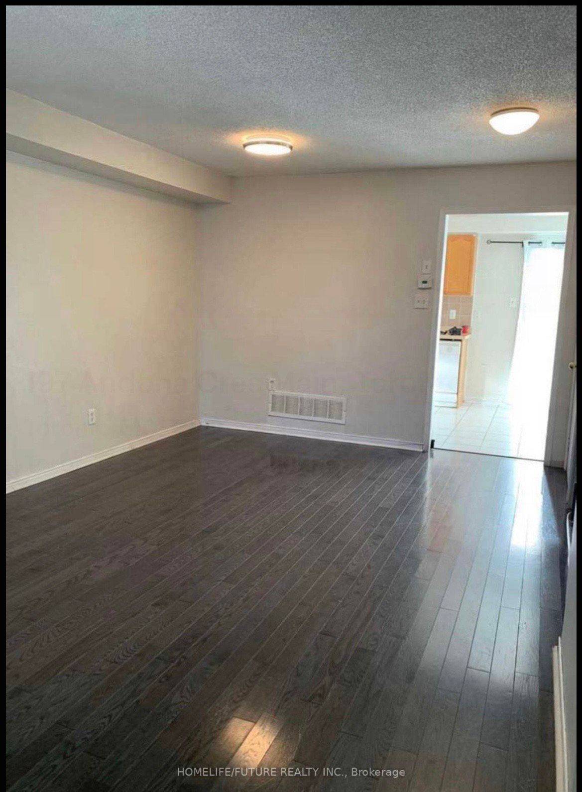 Toronto E10, ON M1C 5J7,197 Andona CRES #Main