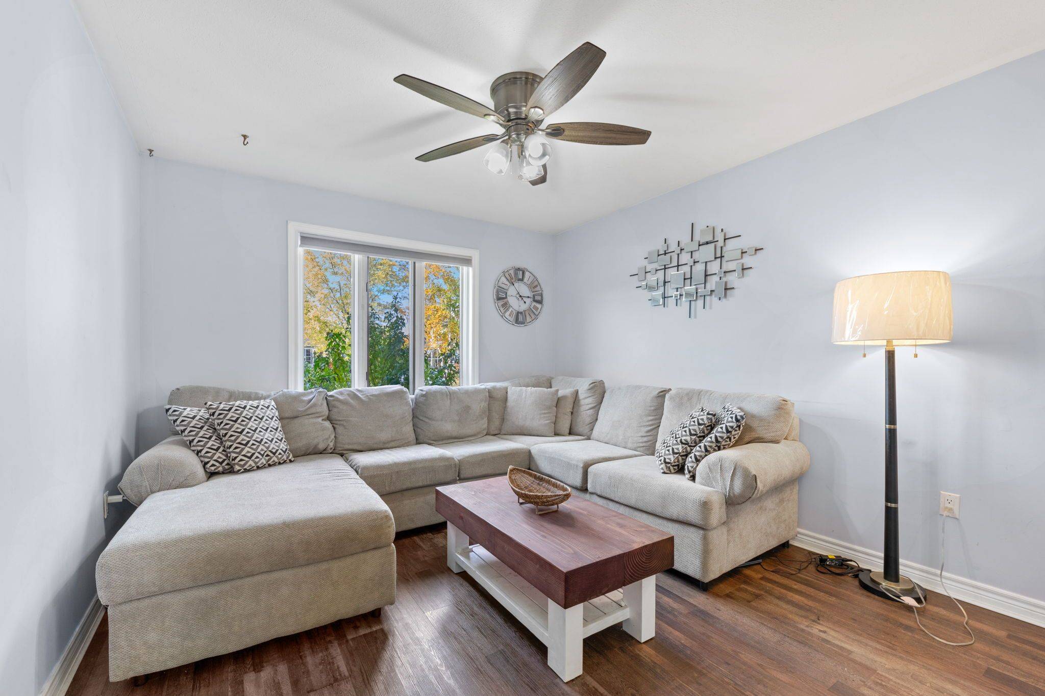 Midland, ON L4R 4W2,925 Dominion AVE