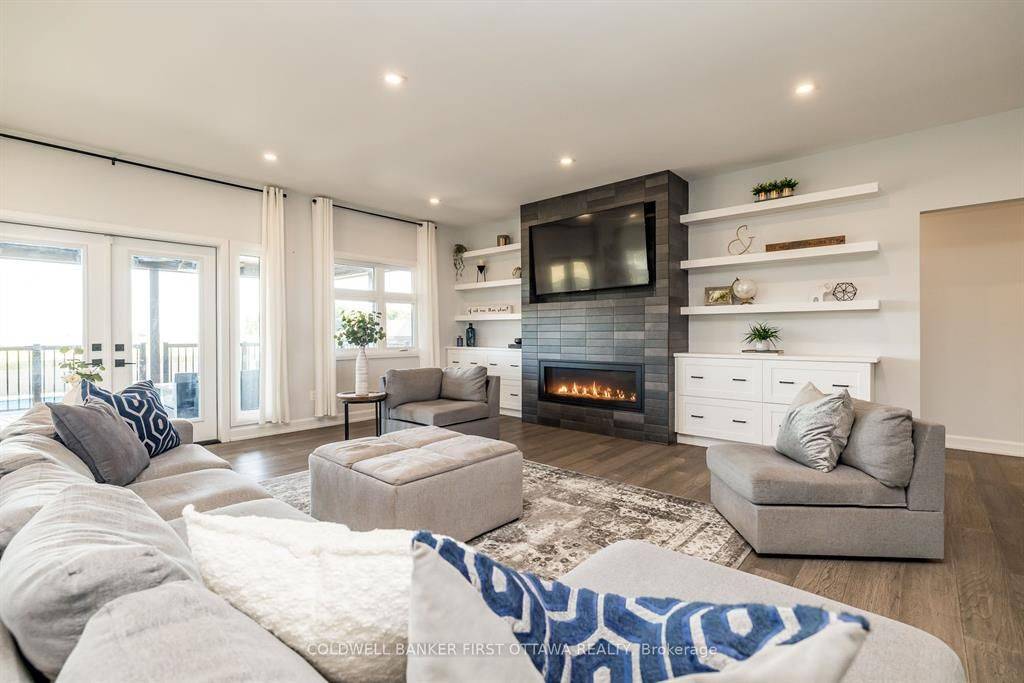 Stittsville - Munster - Richmond, ON K2S 1B6,5758 Fernbank RD