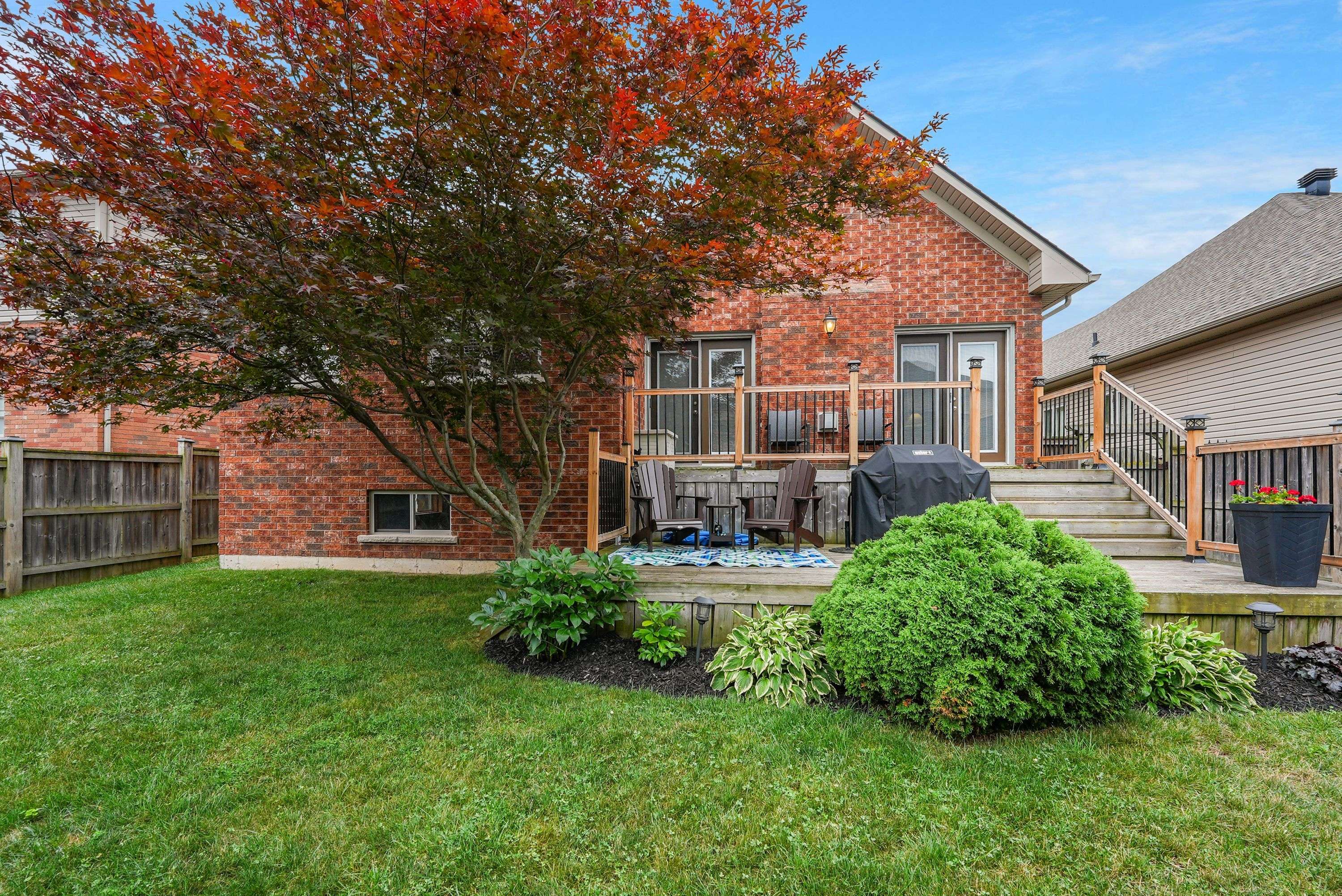 Grimsby, ON L3M 5T4,169 Central AVE