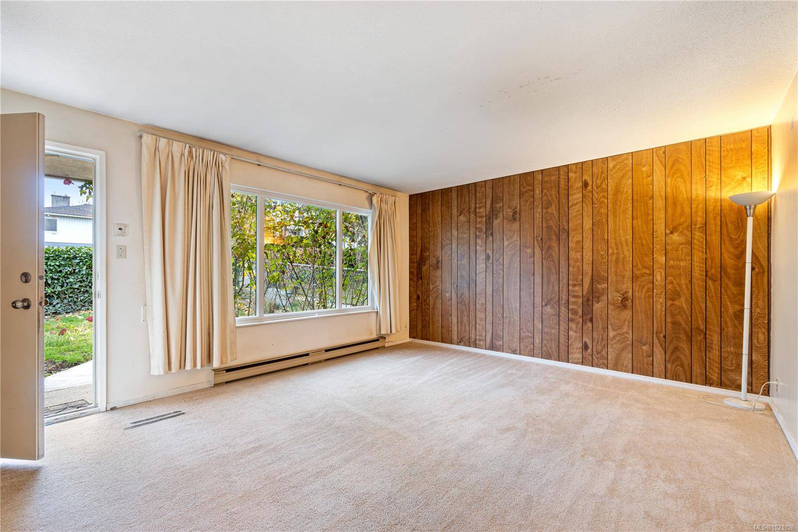 Nanaimo, BC V9S 2M2,1656 MEREDITH Rd ##3