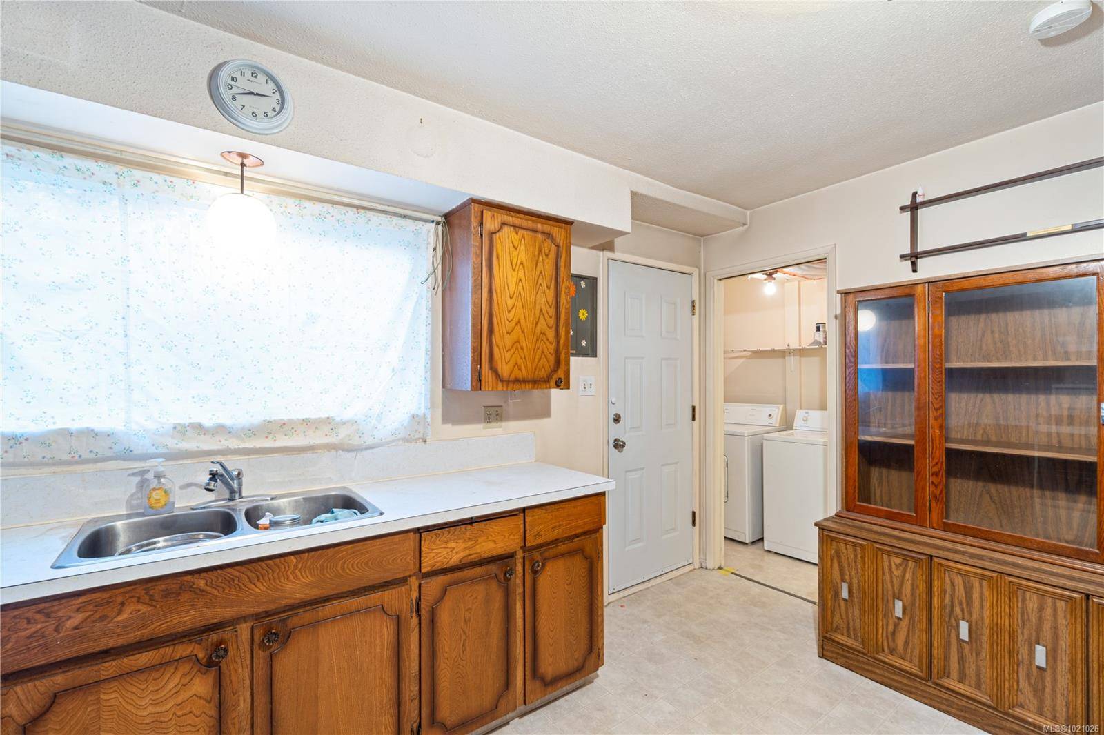 Nanaimo, BC V9S 2M2,1656 MEREDITH Rd ##3