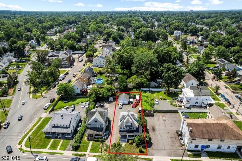 Dunellen Boro, NJ 08812,511 Grove St