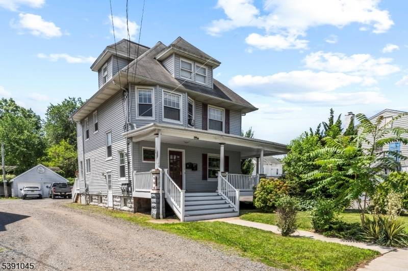 Dunellen Boro, NJ 08812,511 Grove St