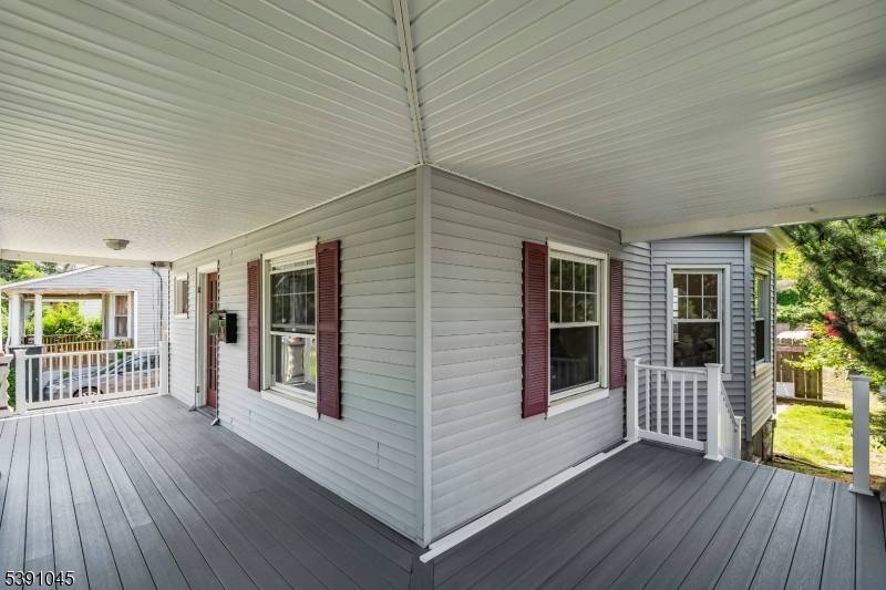 Dunellen Boro, NJ 08812,511 Grove St