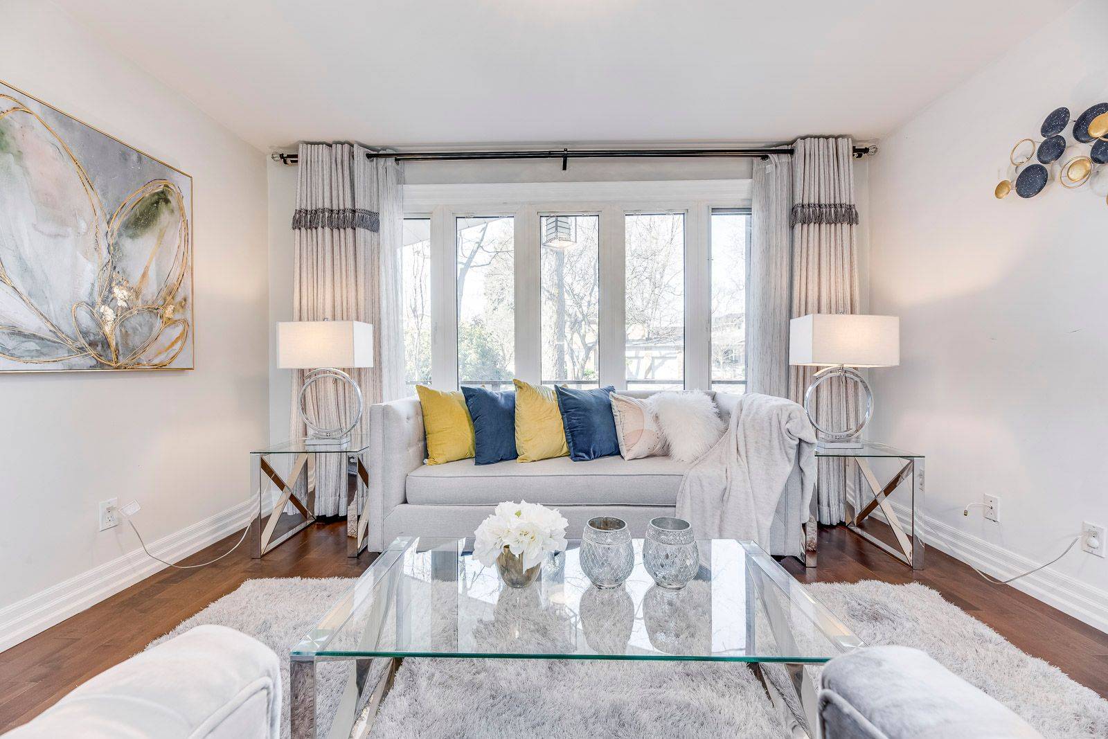 Toronto C12, ON M2P 1W1,5 Foursome CRES