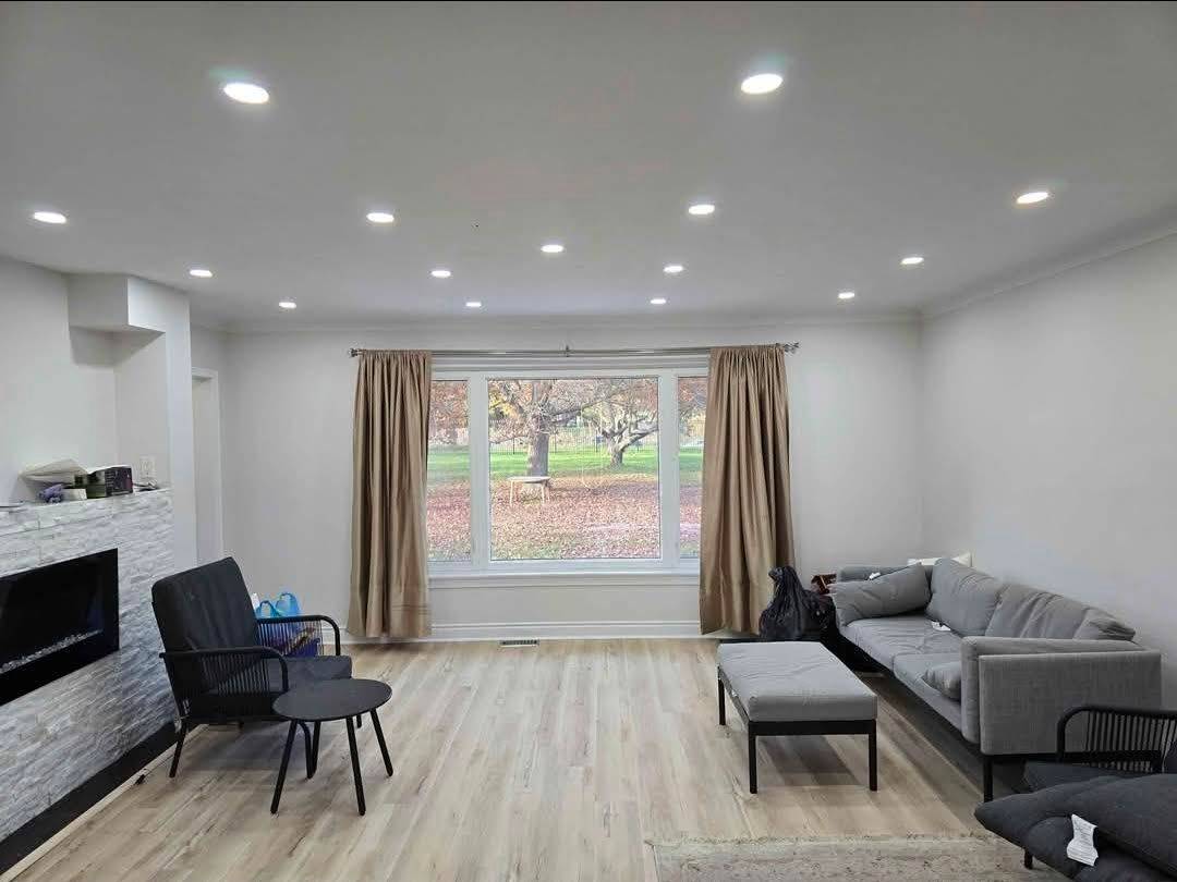 Richmond Hill, ON L4E 3S5,1377 Stouffville RD