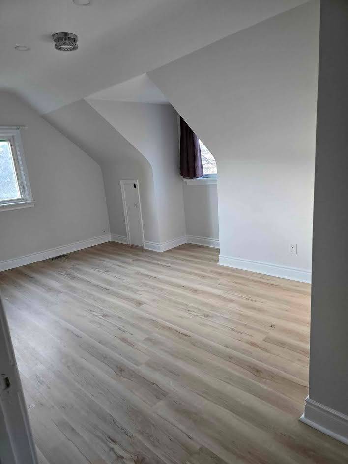 Richmond Hill, ON L4E 3S5,1377 Stouffville RD