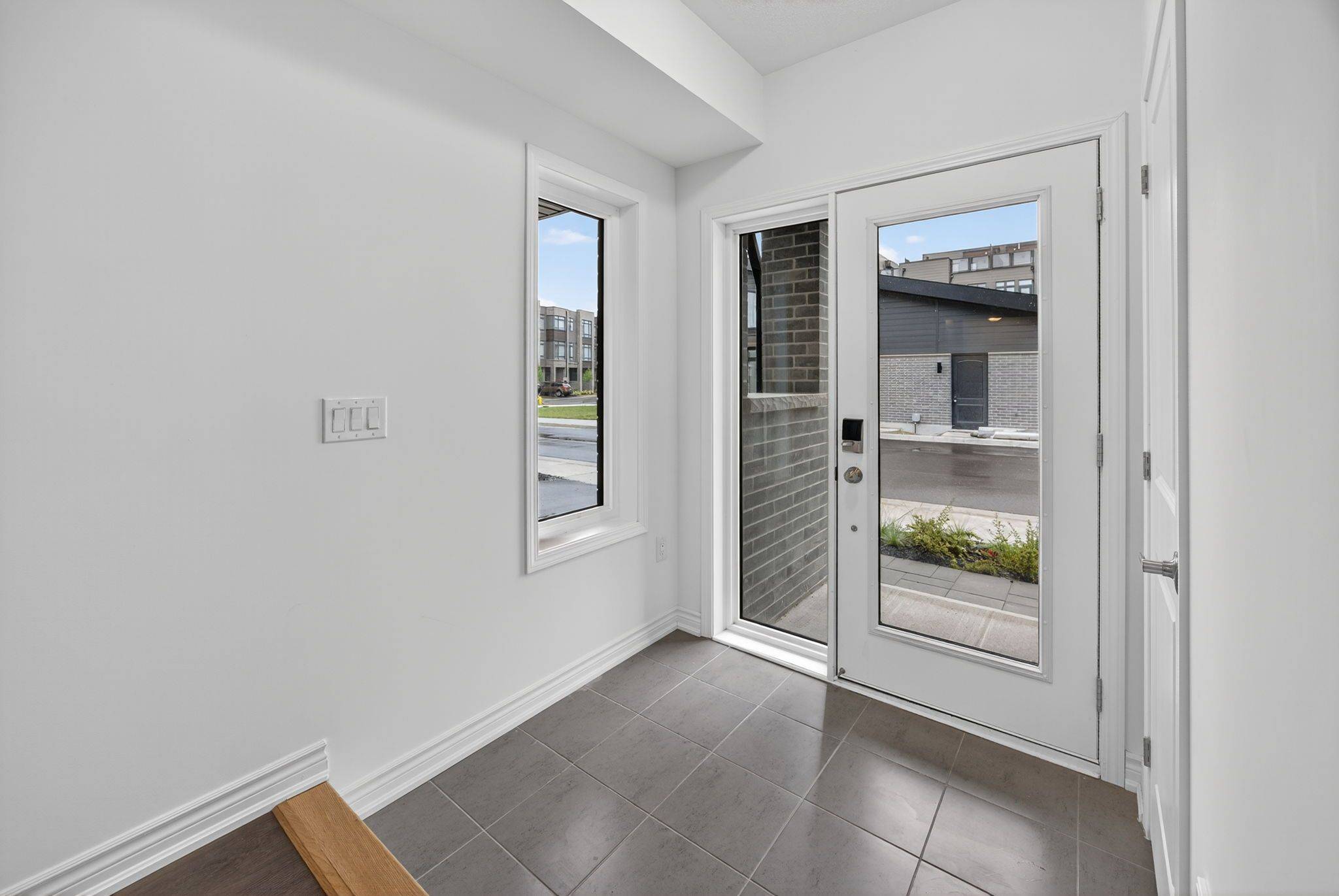 Orillia, ON L3V 8P6,6 Wyn Wood LN