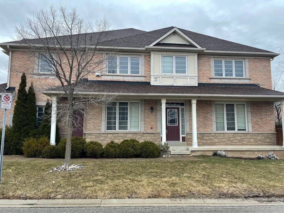 Burlington, ON L7M 0B5,4200 Rawlins Common