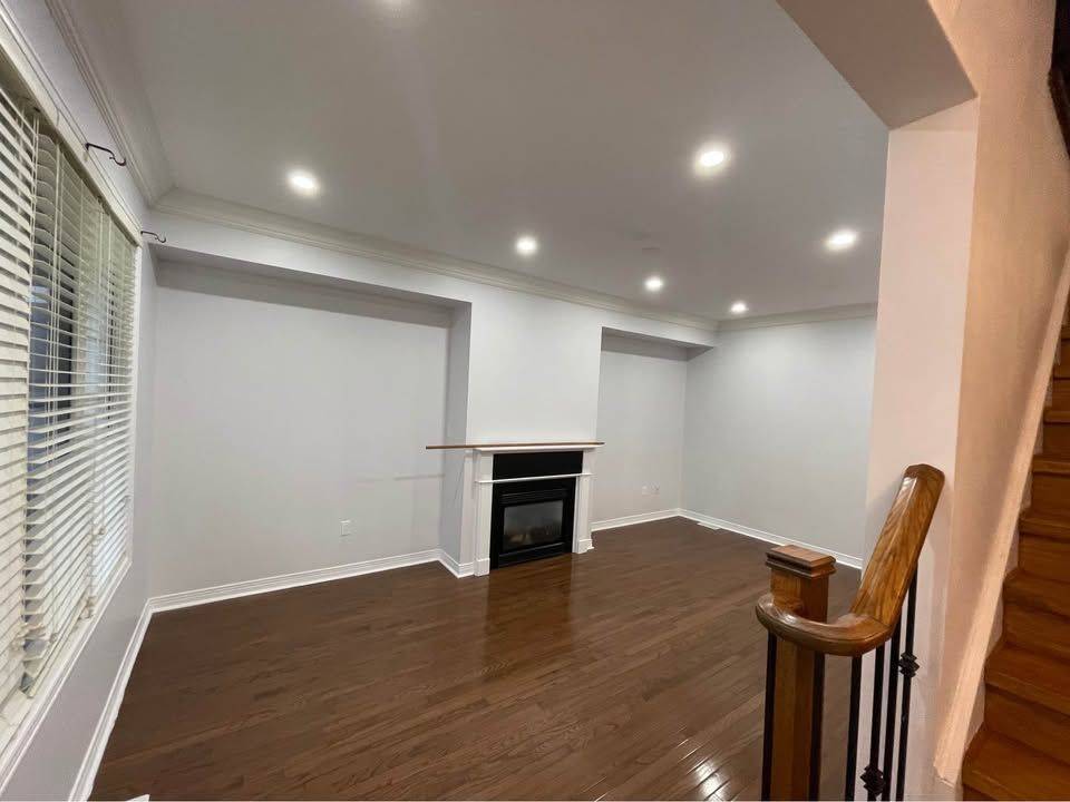 Burlington, ON L7M 0B5,4200 Rawlins Common