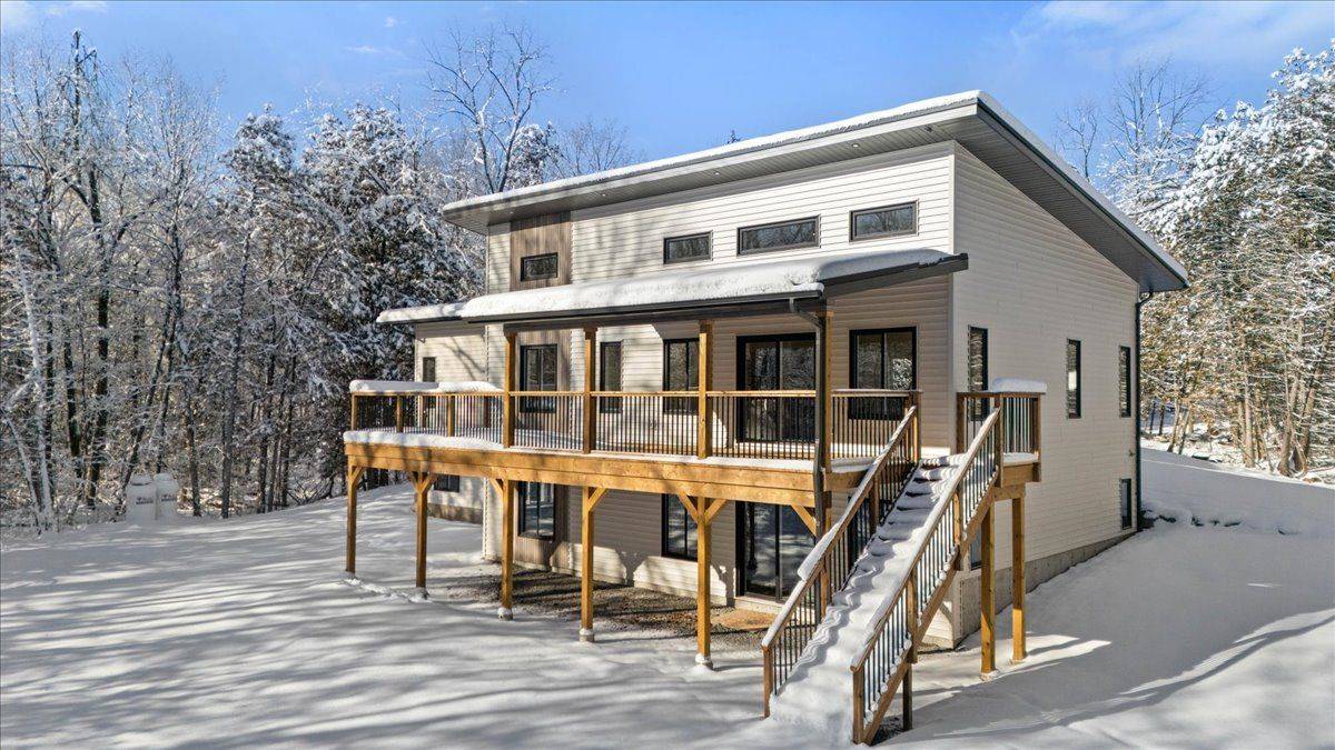 Centre Hastings, ON K0K 2K0,1378 Slab ST