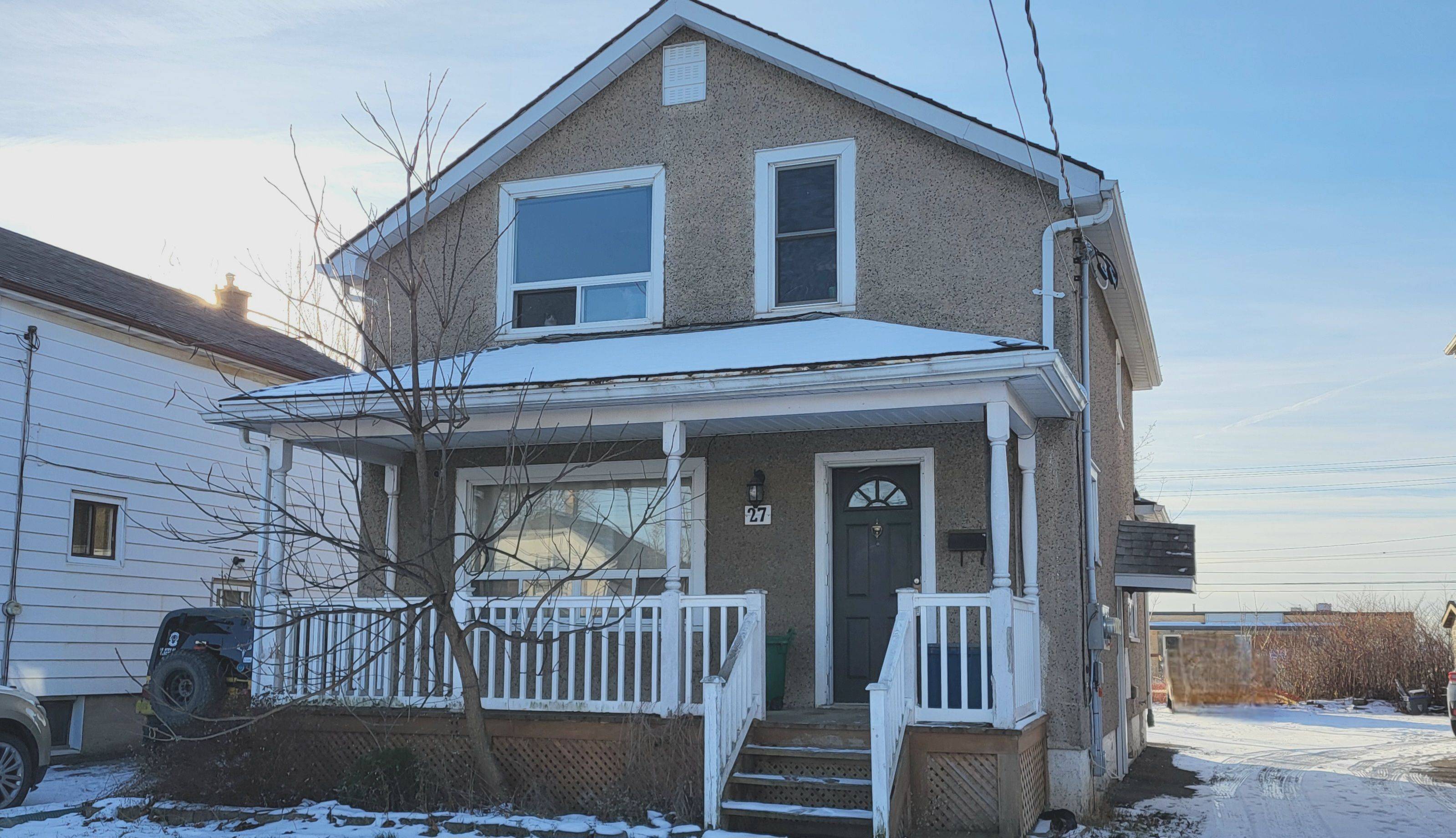 Welland, ON L3B 4J5,27 Lasalle ST #Basement apartment