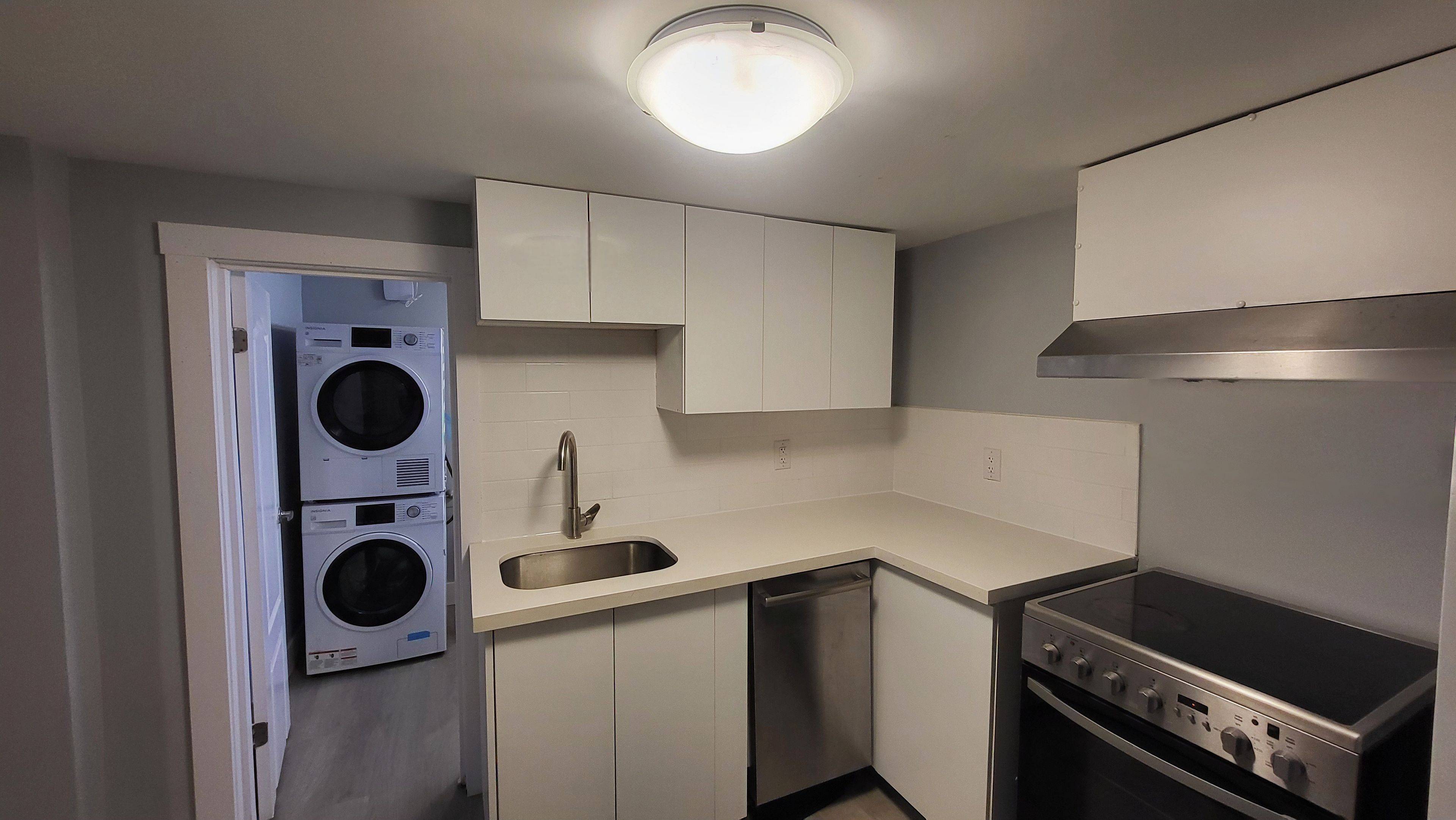 Welland, ON L3B 4J5,27 Lasalle ST #Basement apartment