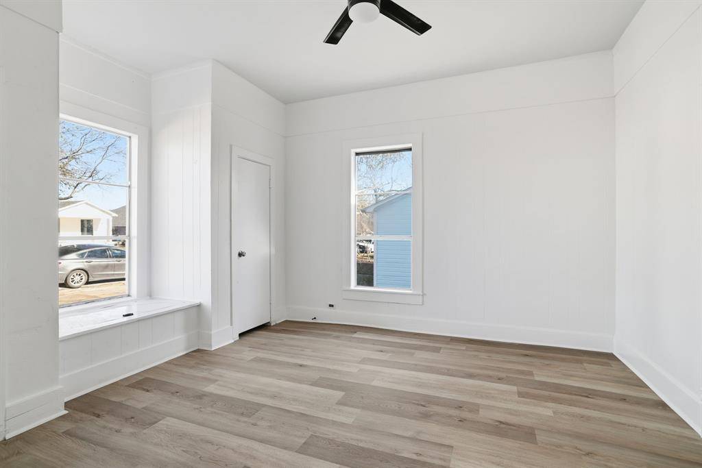 Denison, TX 75021,604 E Morton Street