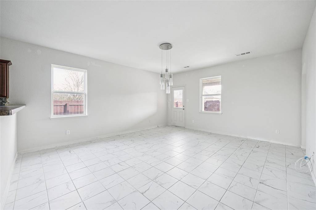 Hutchins, TX 75141,1020 Walnut Ridge Drive