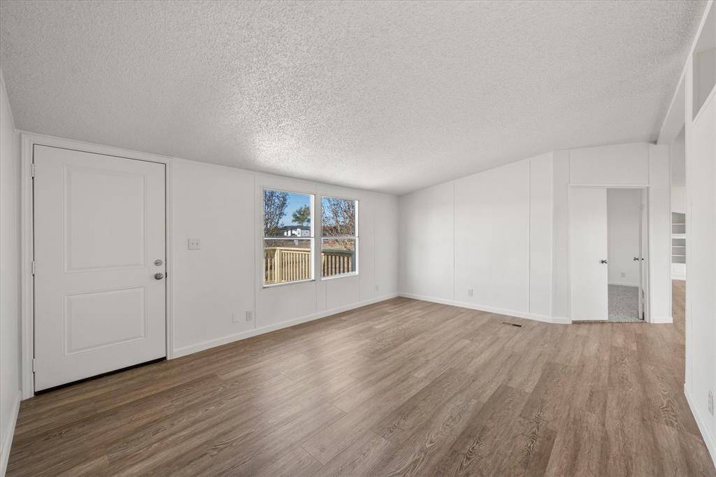 Corsicana, TX 75109,142 SE County Road 3144