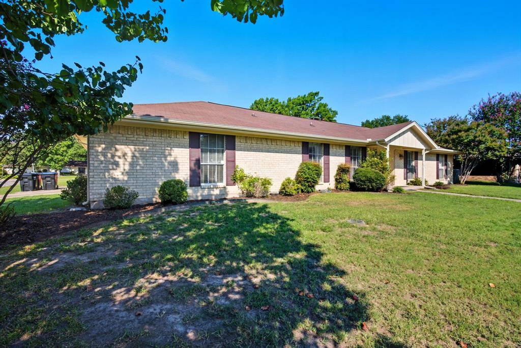 Greenville, TX 75402,10304 Oak Creek Drive