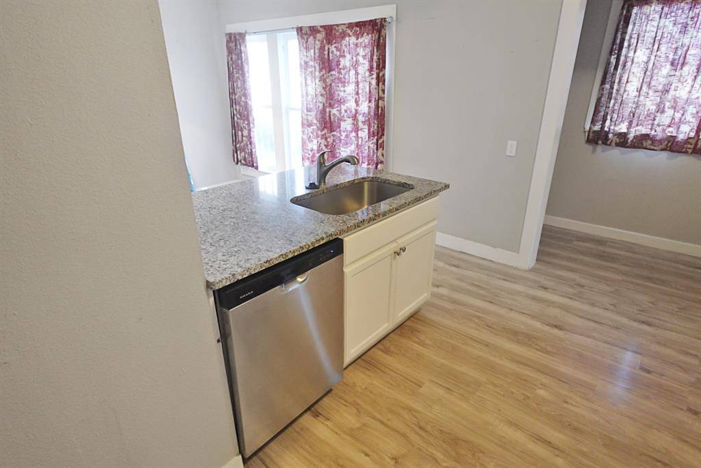 De Leon, TX 76444,241 W Ross Avenue