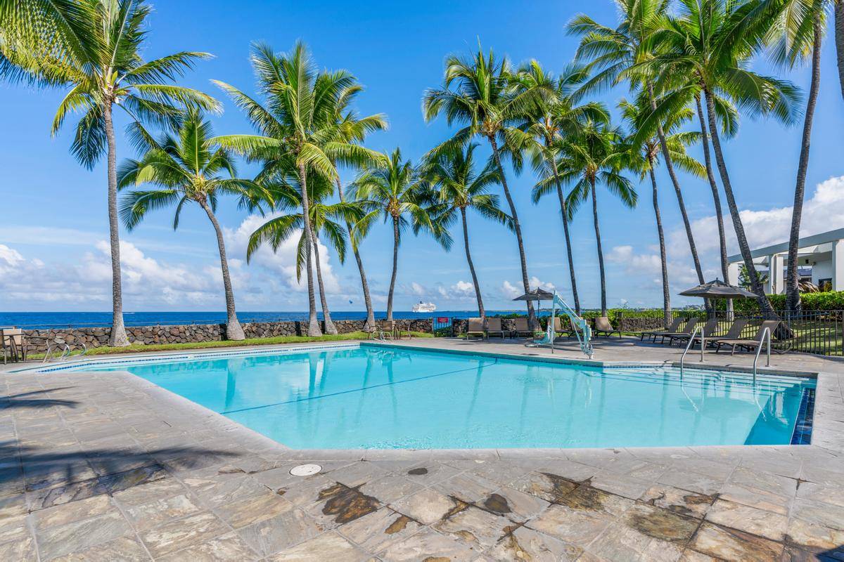 75-6040 ALII DR #207, Kailua-kona, HI 96740