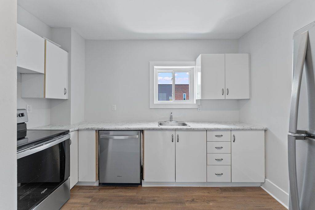 Smiths Falls, ON K7A 2E6,34 Market ST N