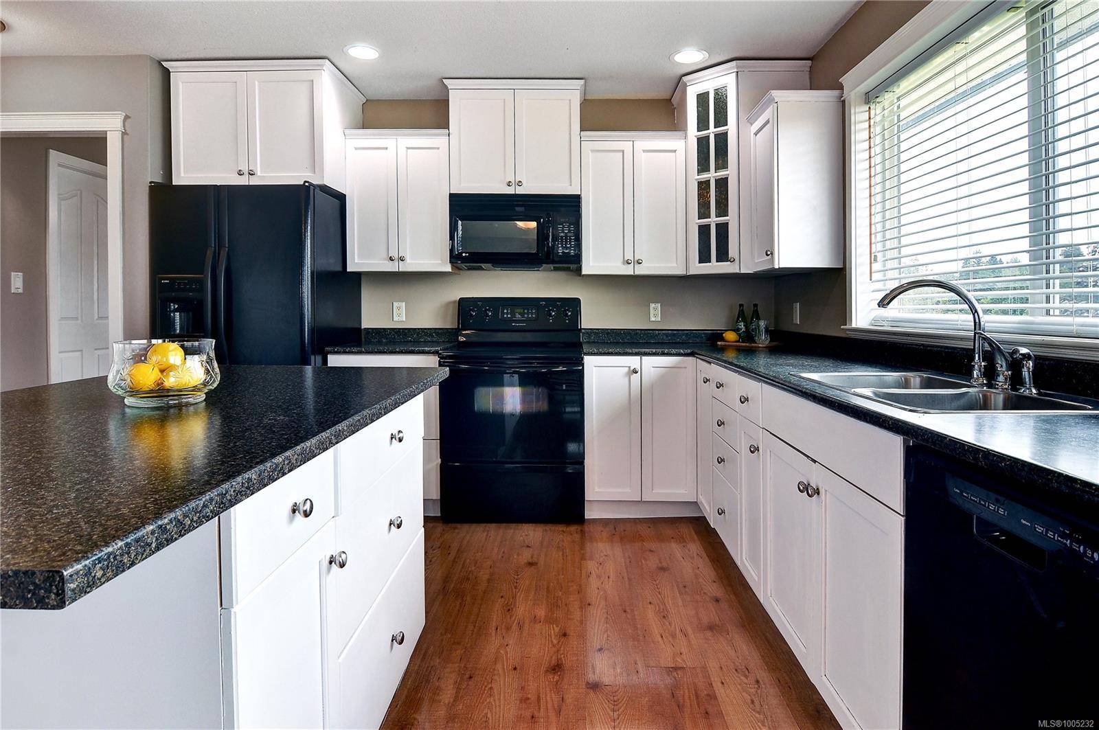 Nanaimo, BC V9T 6M6,4837 Fairbrook Cres