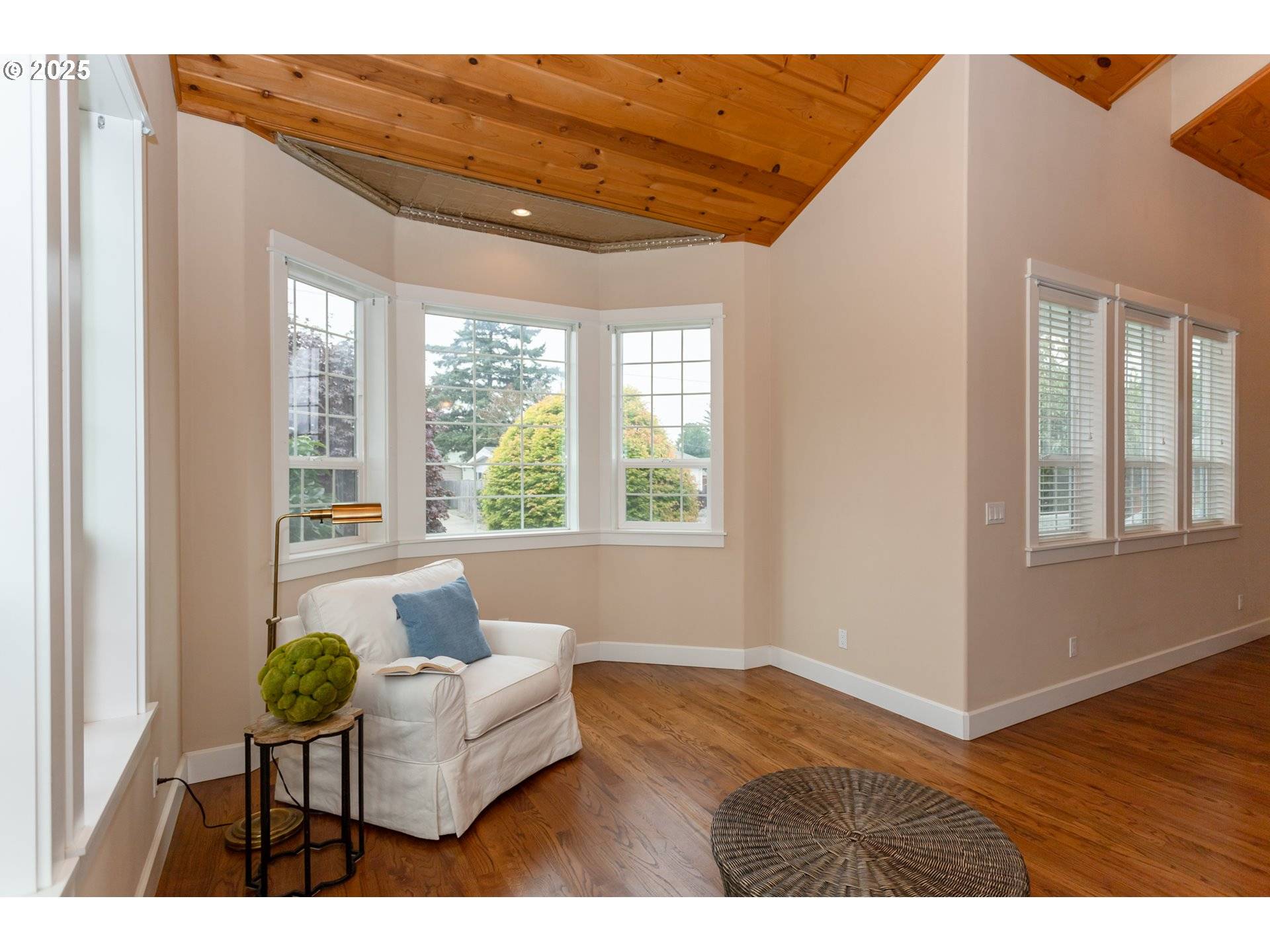 Florence, OR 97439,1640 17TH ST