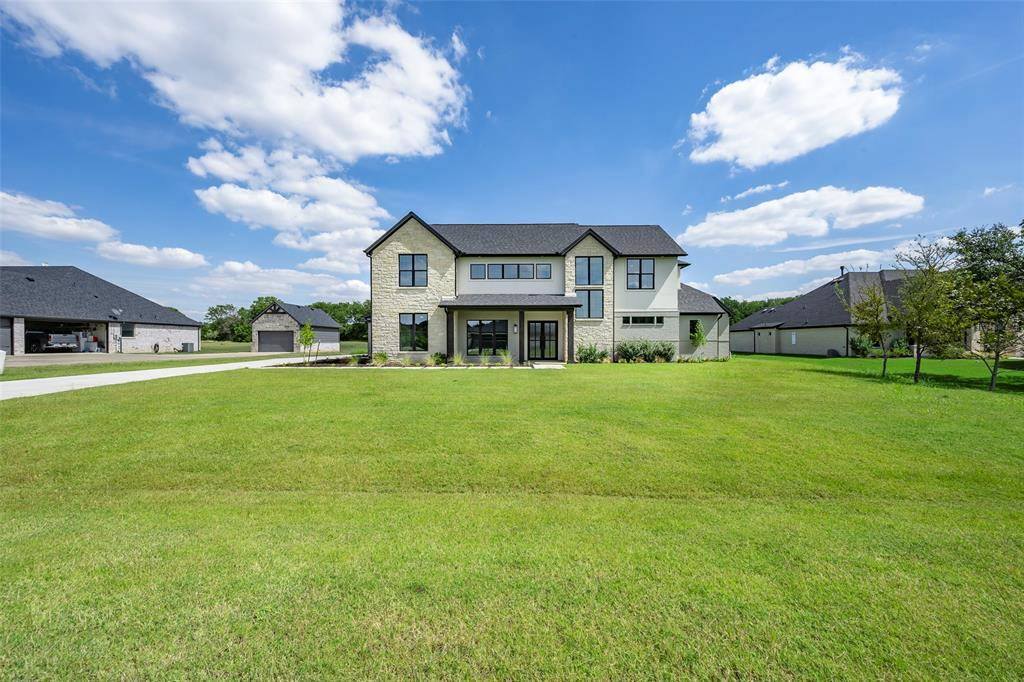 Granbury, TX 76049,456 Acorn Trail