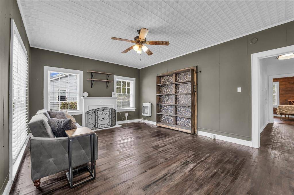 Mart, TX 76664,304 N Lumpkin Street