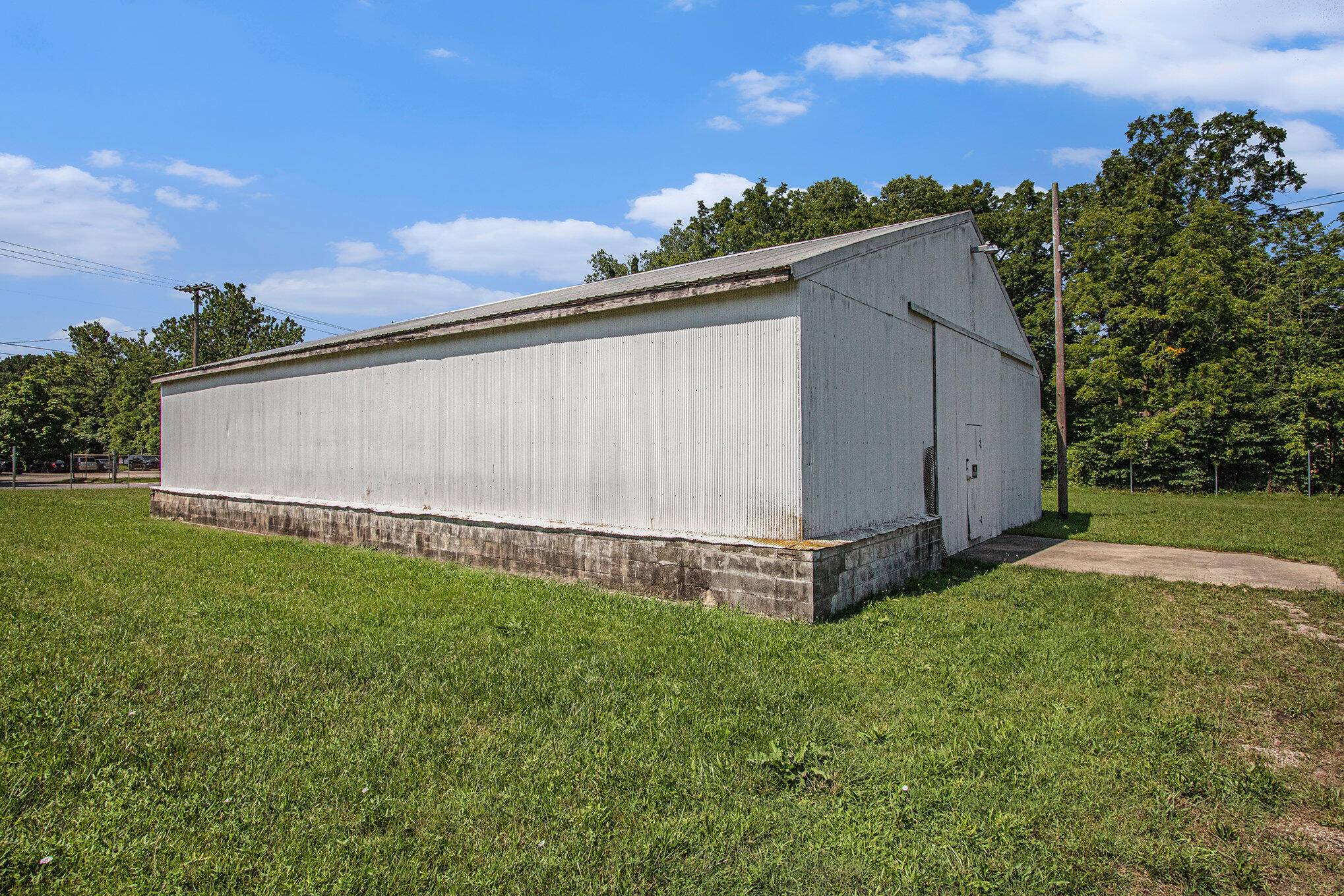 Buchanan, MI 49107,402 S Oak ST