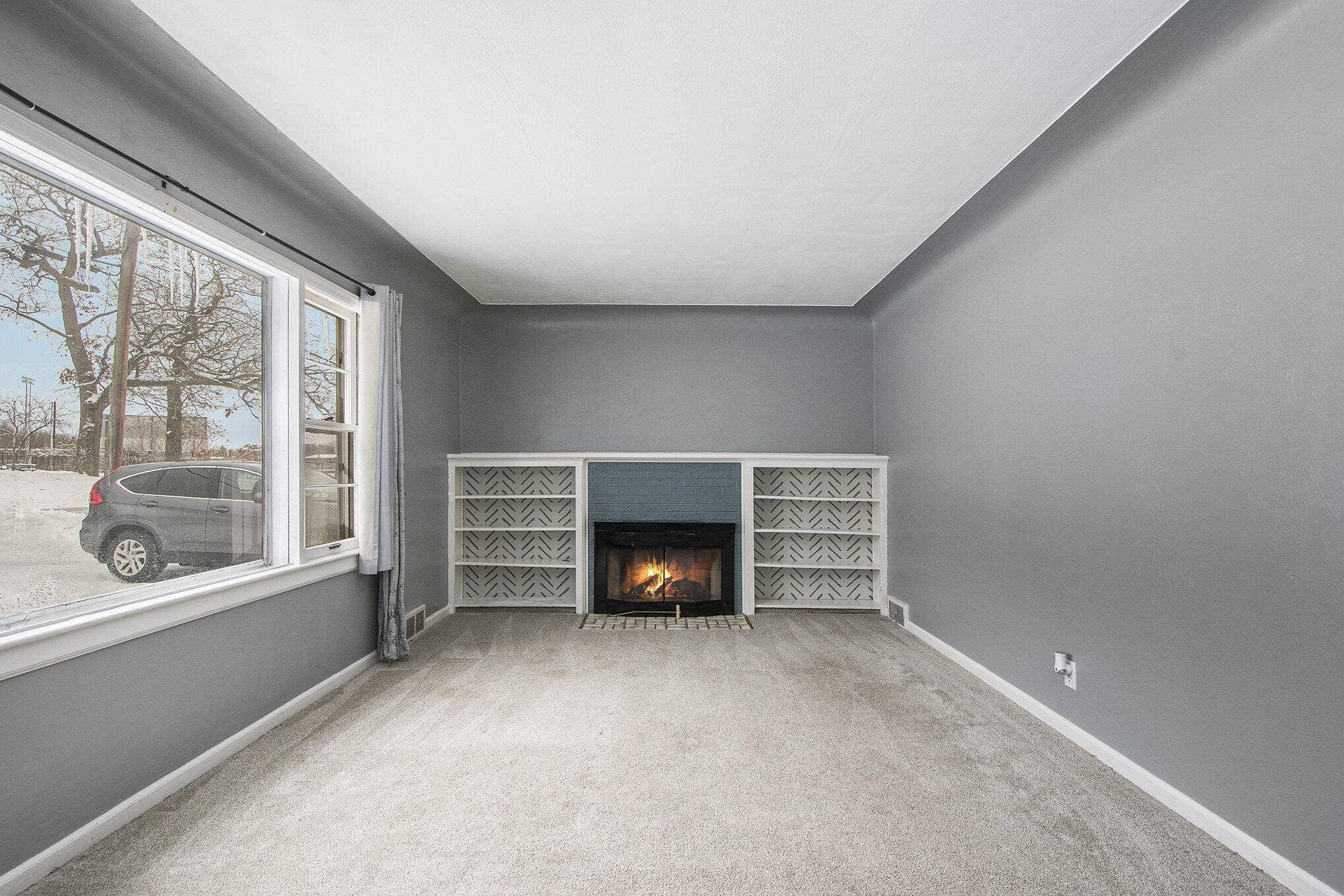 Belding, MI 48809,315 Hall ST