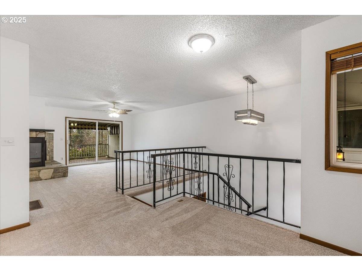 Portland, OR 97230,14812 NE ROSE PKWY