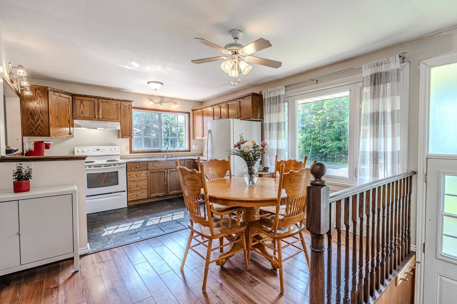 Innisfil, ON L9S 1J1,250 Sunnybrae AVE