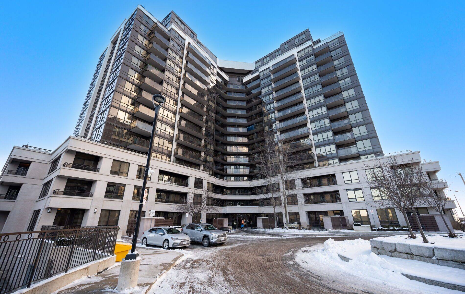 Toronto W05, ON M3J 0G7,1060 Sheppard AVE W #703