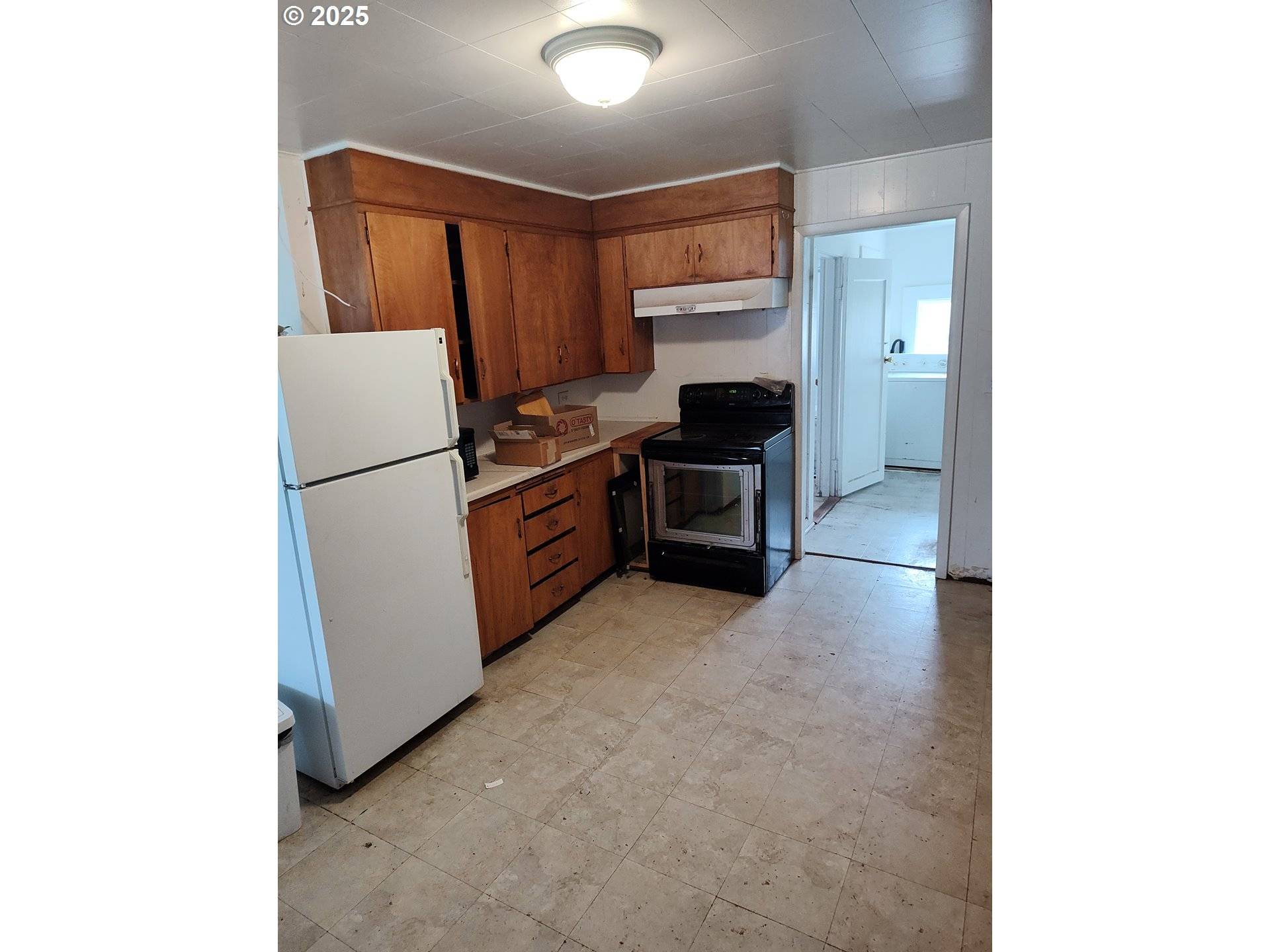 Donald, OR 97020,10772 NE OAK ST