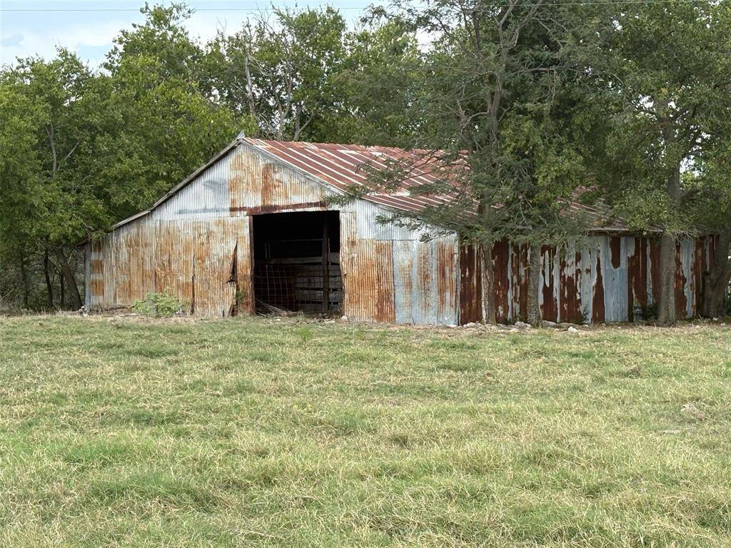 Sanger, TX 76266,10350 W Clear Creek Road