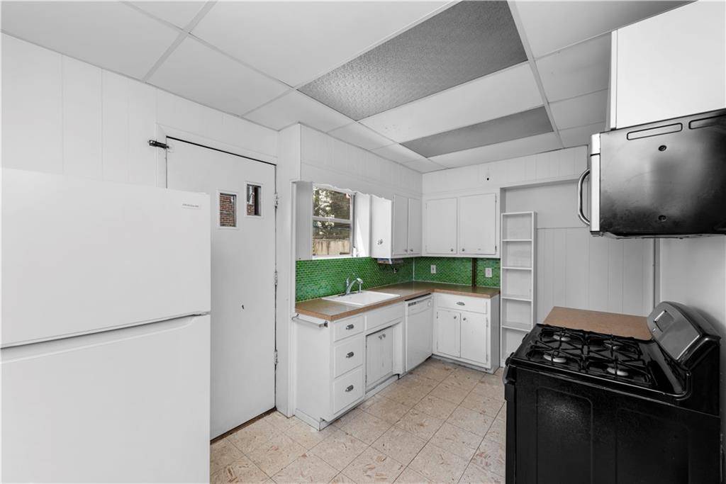 Brooklyn, NY 11209,8916 Shore CT