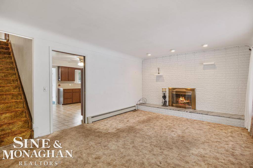 Sterling Heights, MI 48310,5280 Kreger ST