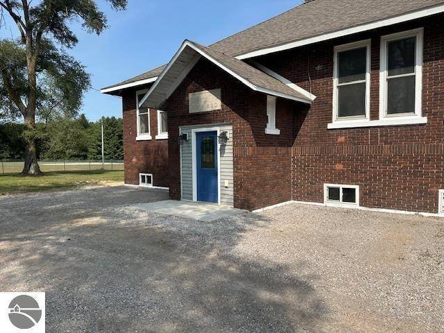 Blanchard, MI 49310,7038 W Blanchard RD