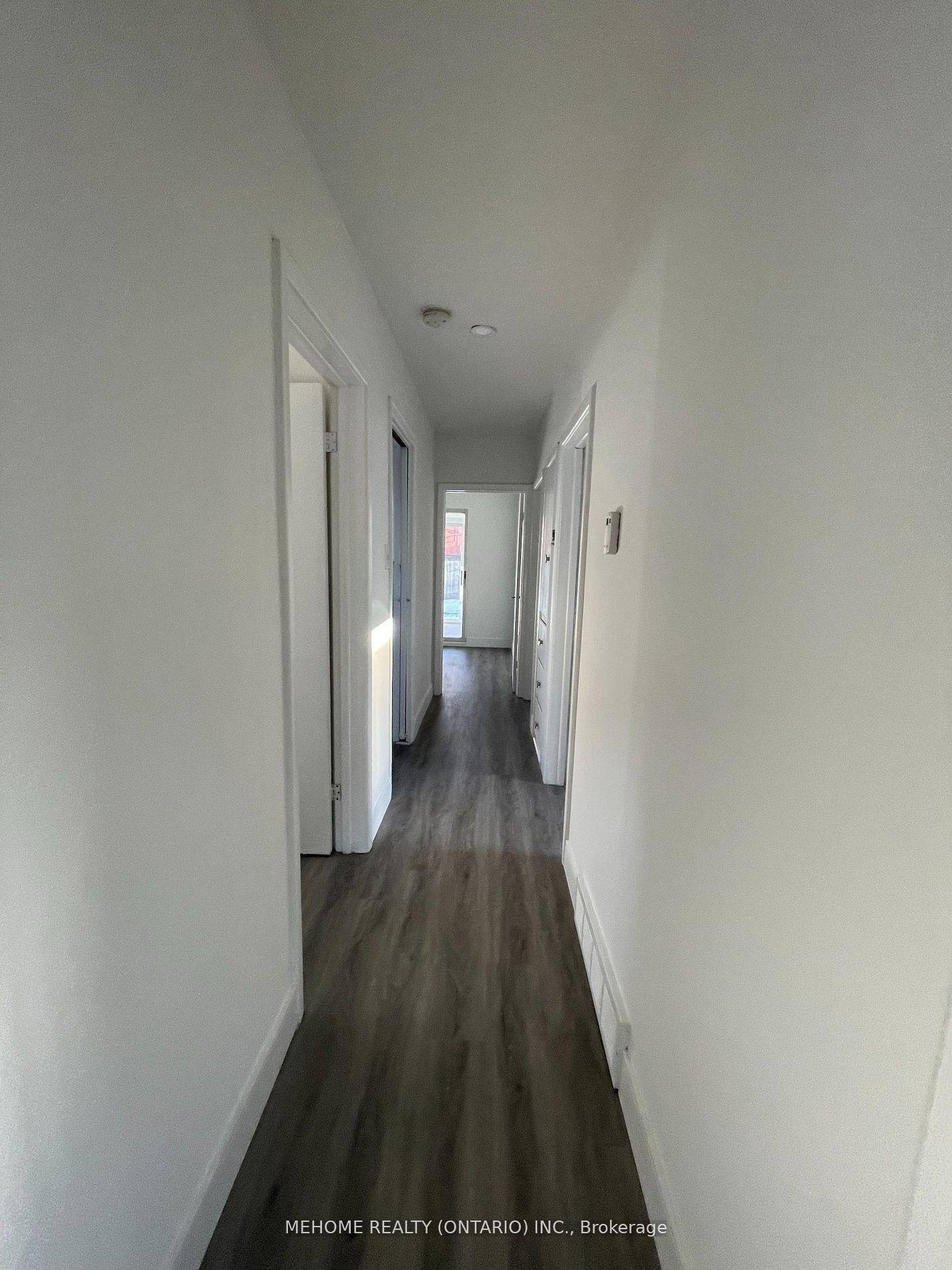 Toronto E04, ON M1P 1H6,83 Cornwallis DR #Main