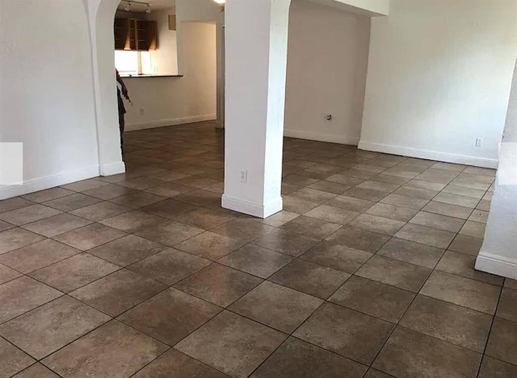 Lauderhill, FL 33311,205 NW 33rd Ave