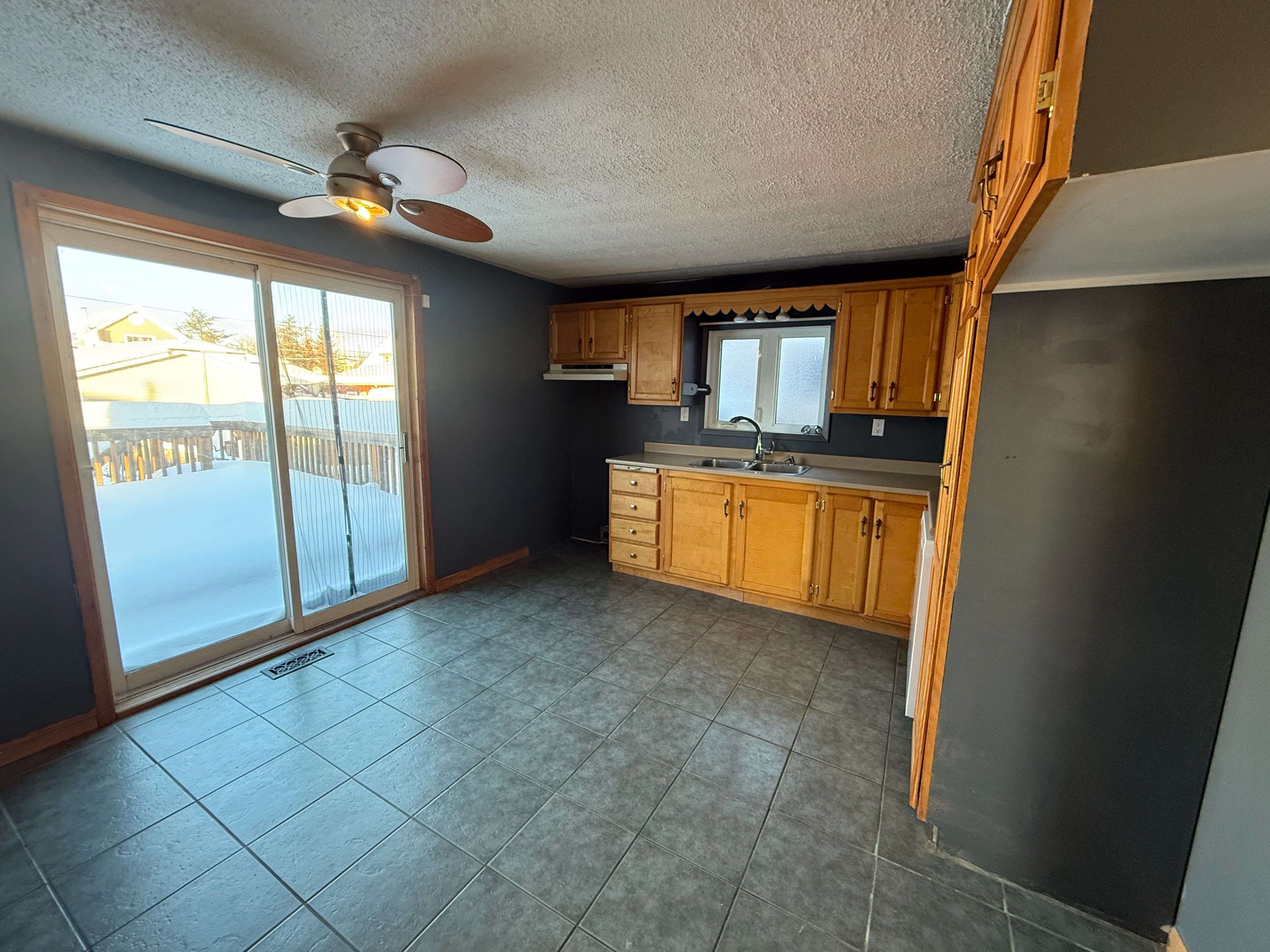 Timmins, ON P4N 3G6,156 Montgomery AVE