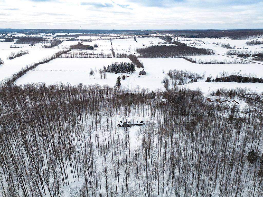 Meaford, ON N4L 1W5,058151 12TH Line