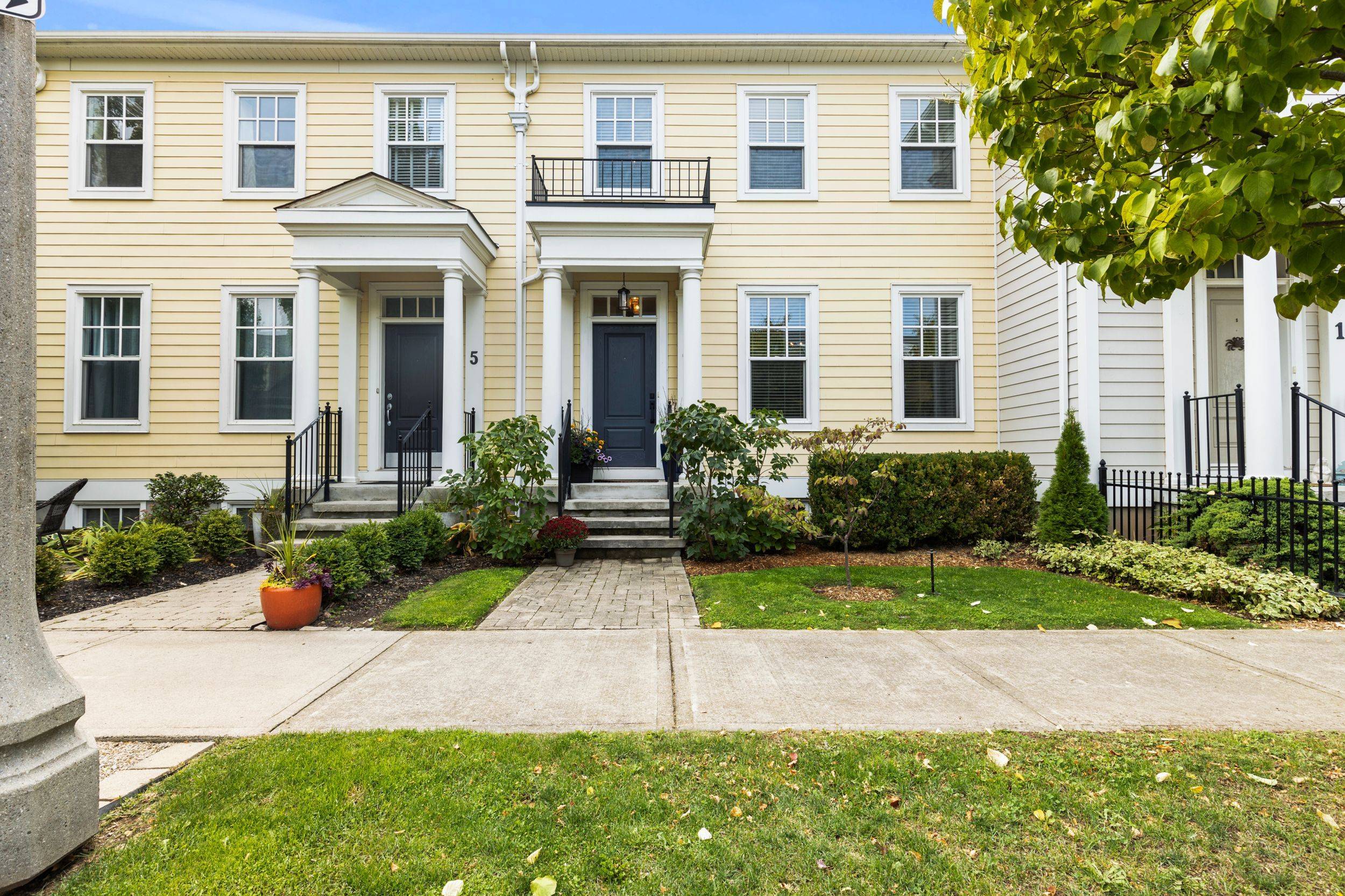 Niagara-on-the-lake, ON L0S 1J0,3 BLACKBIRD ST