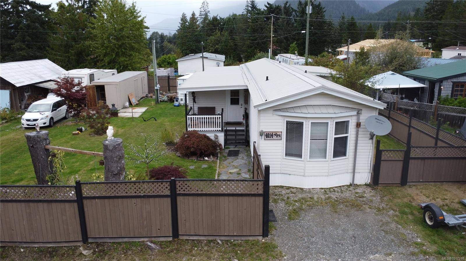 Woss, BC V0N 3P0,4014 Elk Dr