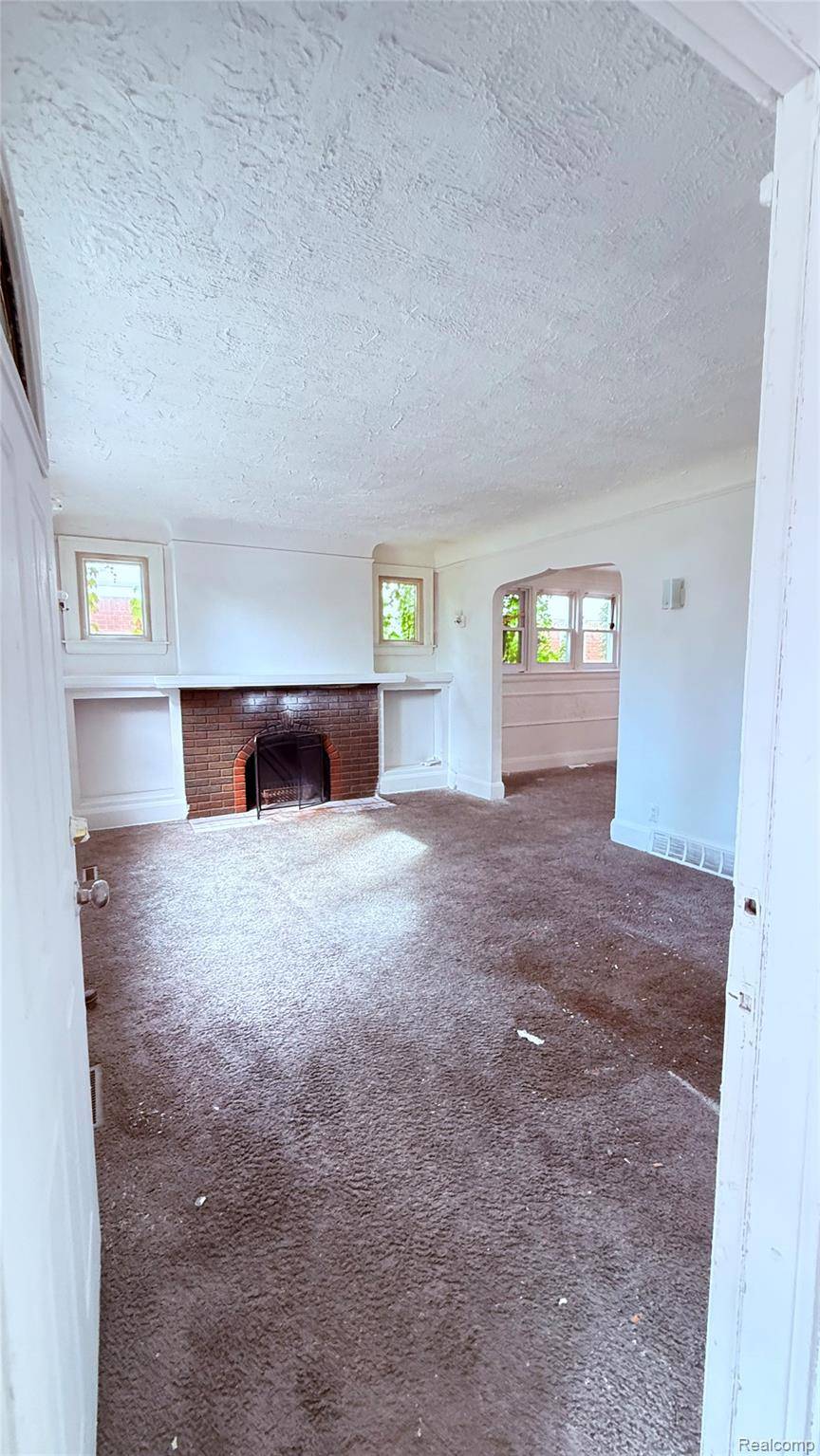 Detroit, MI 48227,14720 Winthrop ST