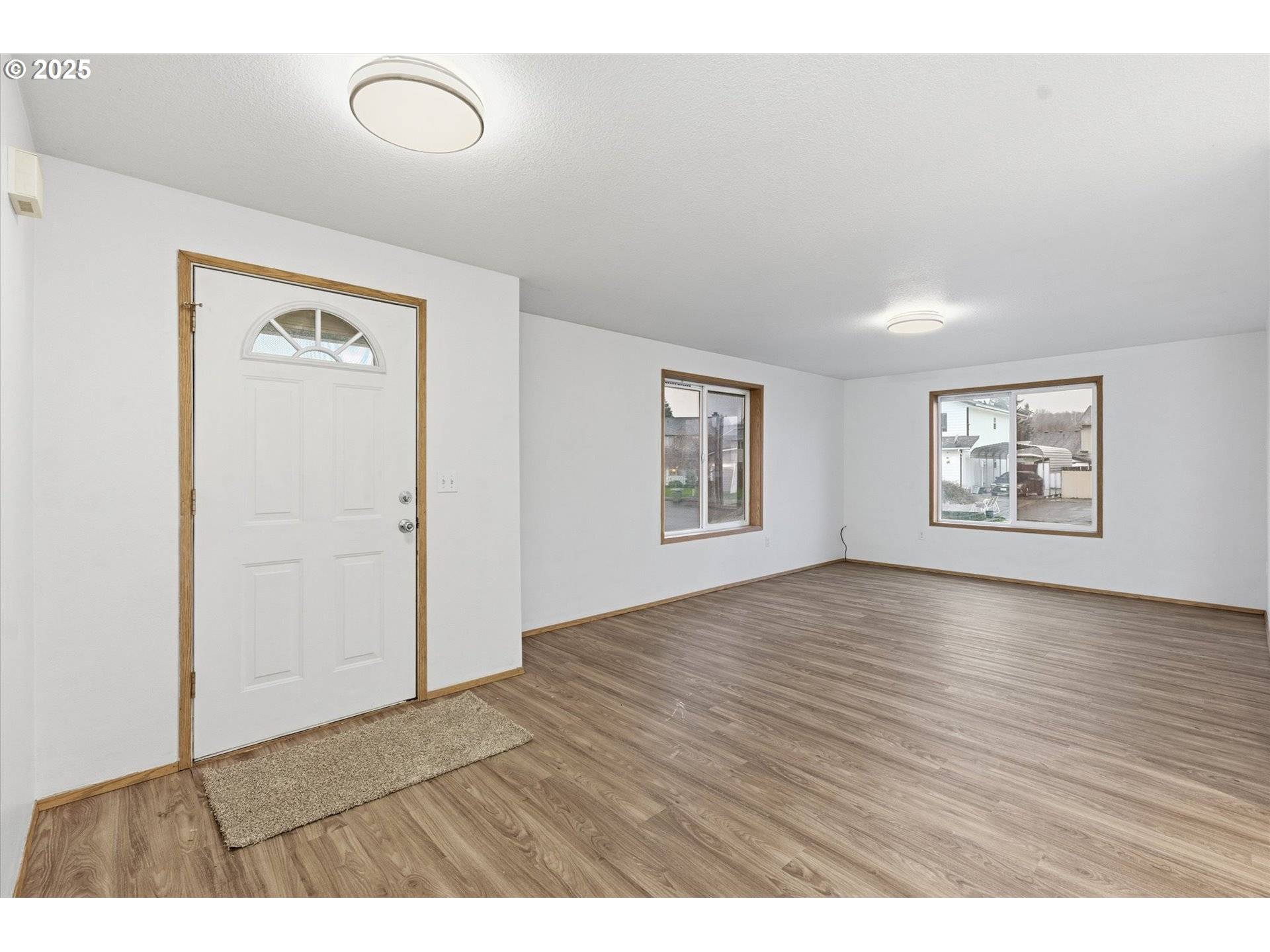 Kelso, WA 98626,107 MISSION RD