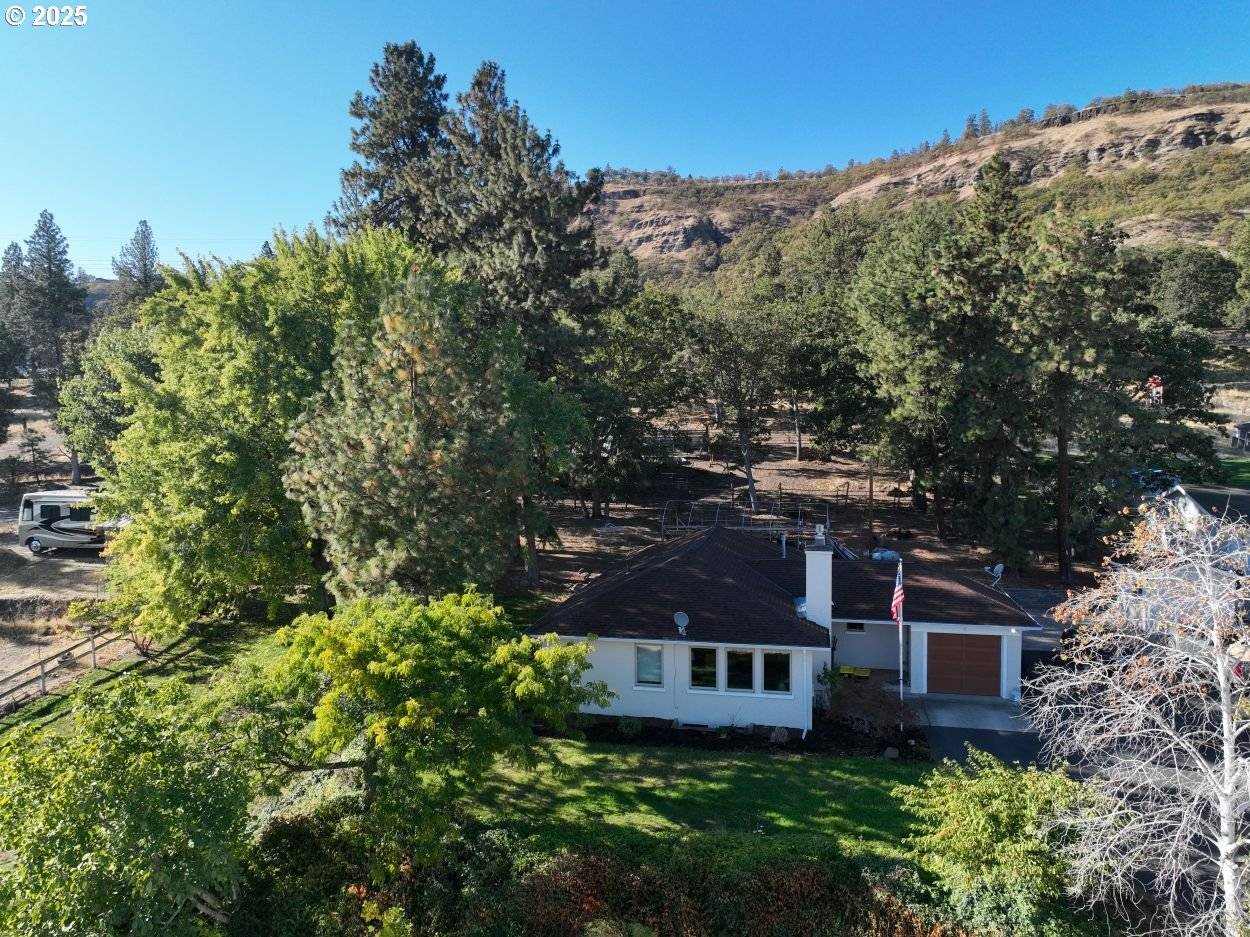 The Dalles, OR 97058,2534 W 10TH ST