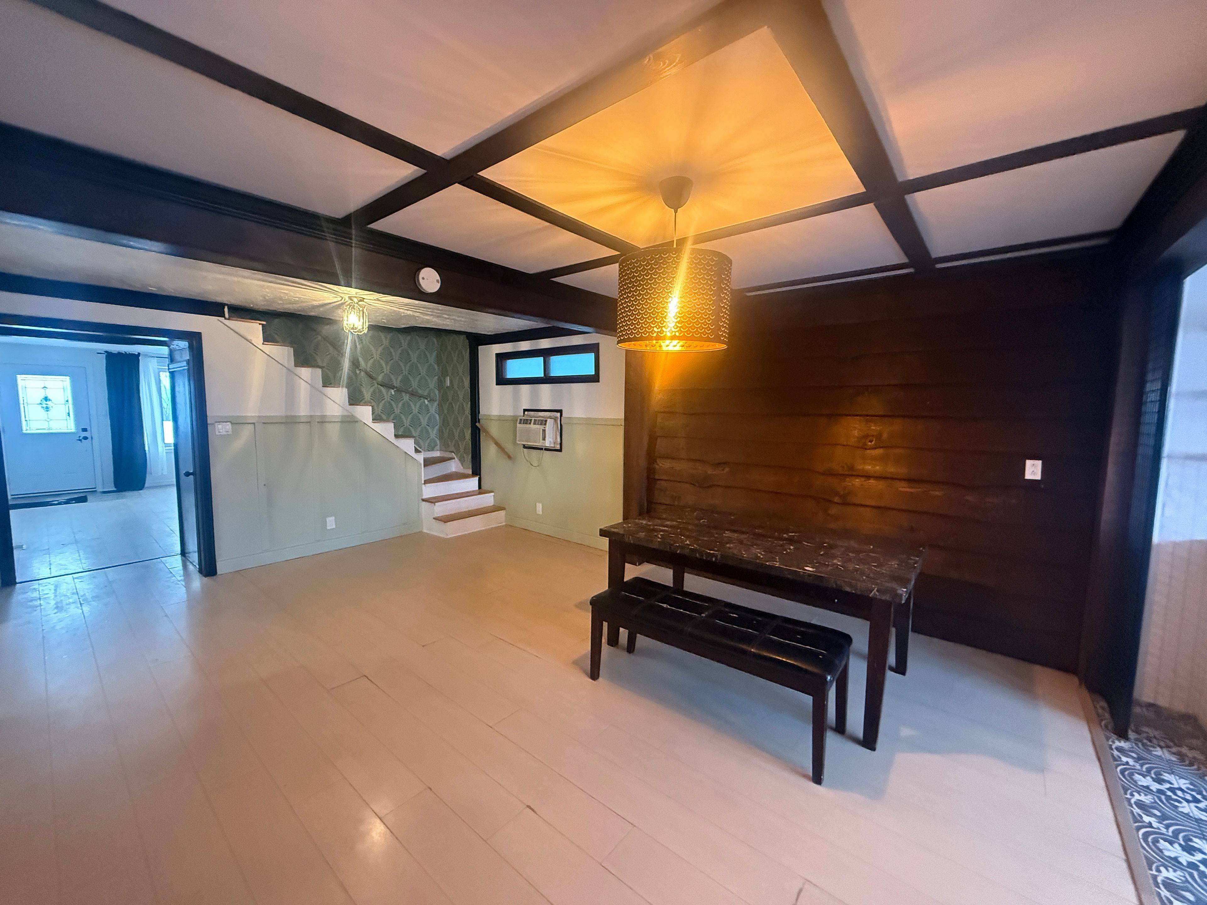 Timmins, ON P4N 1Z6,348 Maple ST S