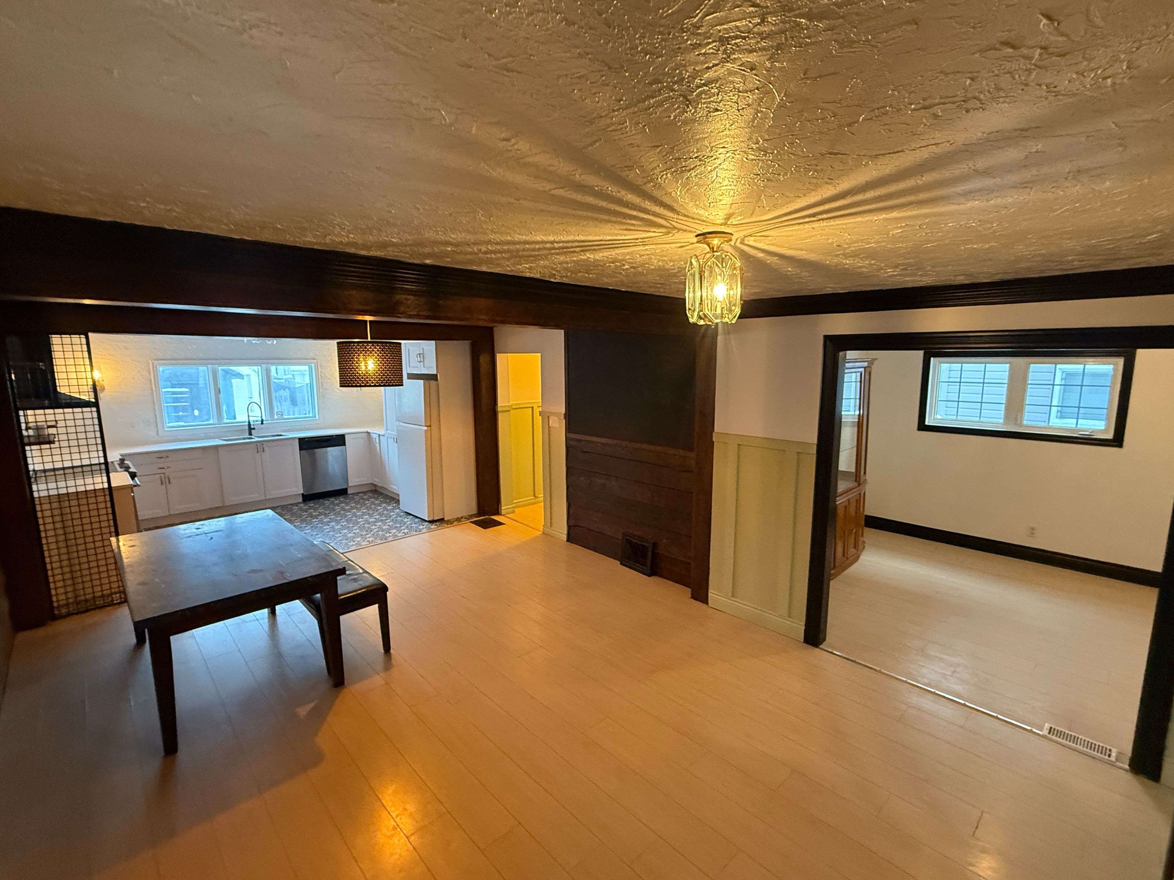 Timmins, ON P4N 1Z6,348 Maple ST S